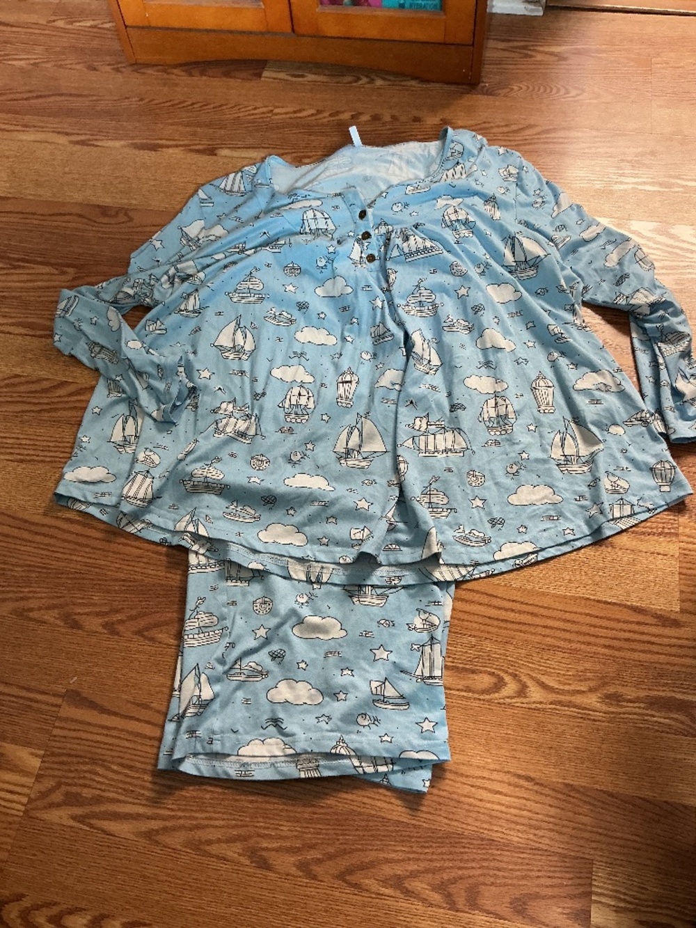 Bestbee Blue & White Sailboats 2 Piece Pajama Set Size 3XL